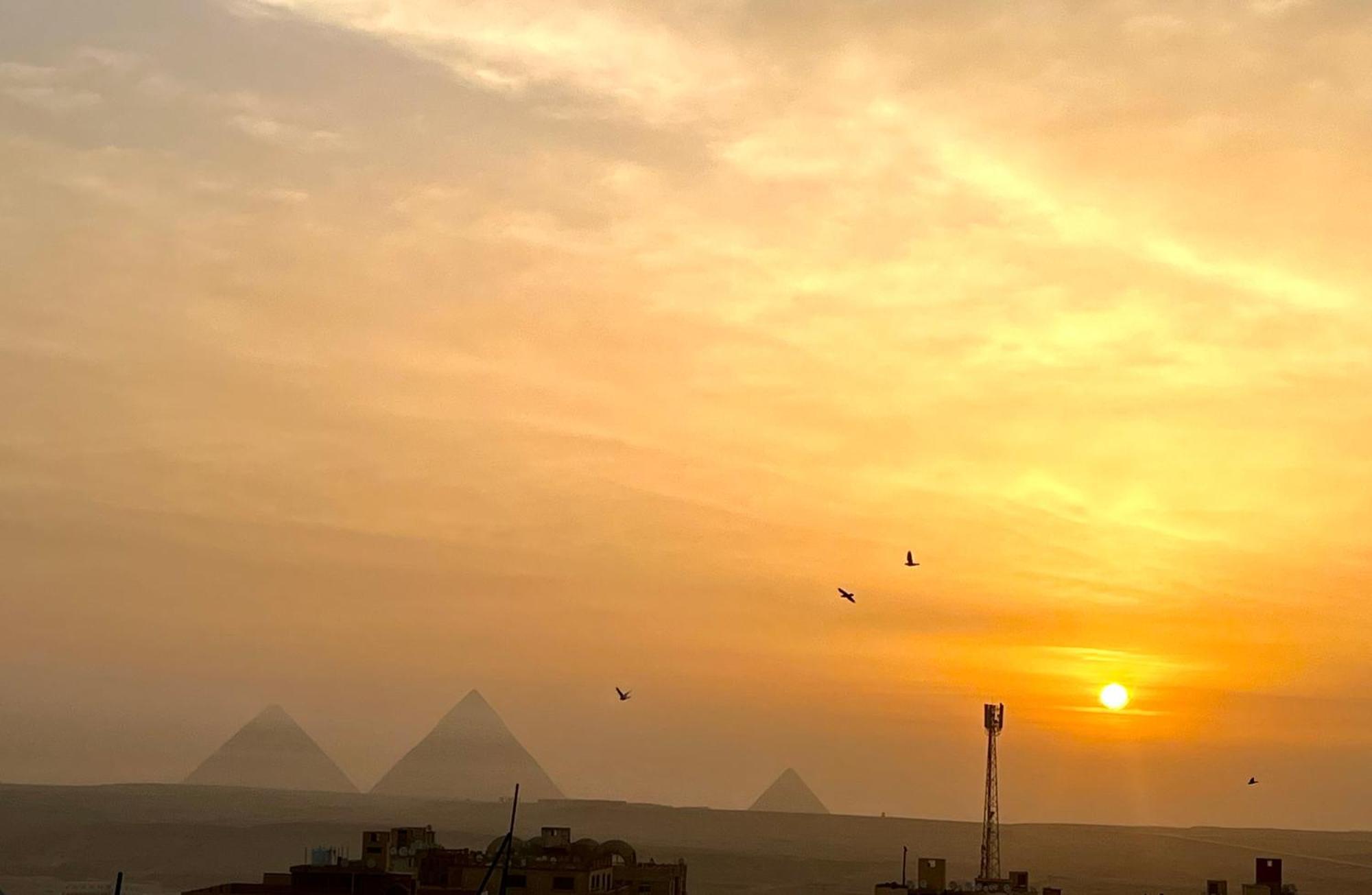 Giza Panorama 3 Pyramids View Inn מראה חיצוני תמונה