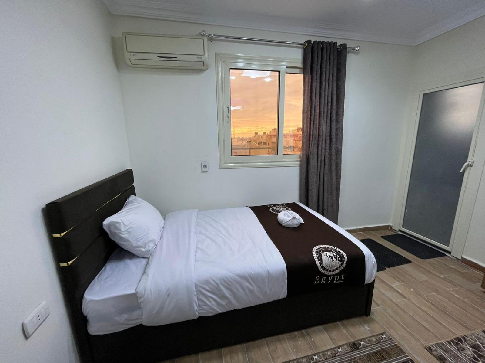 Giza Panorama 3 Pyramids View Inn מראה חיצוני תמונה